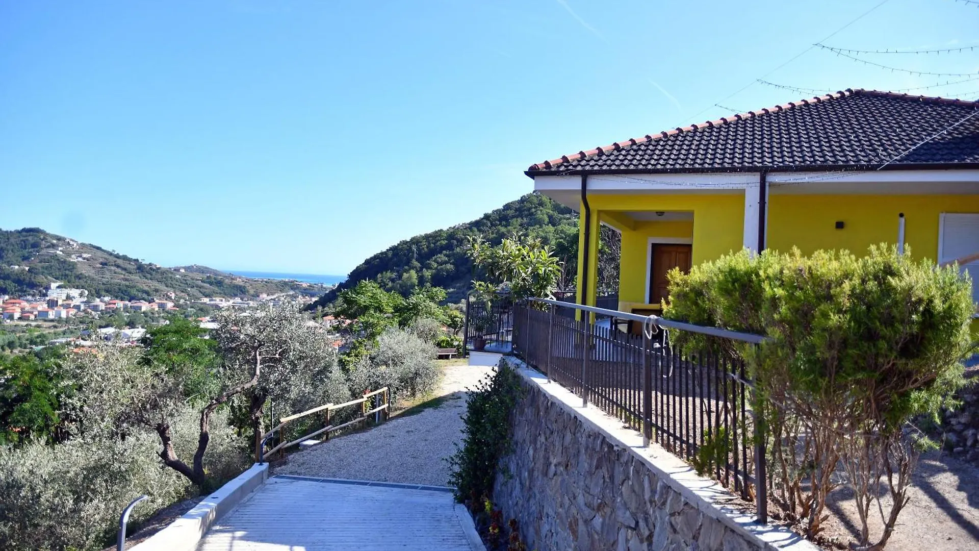 Le Drupe Villa Chiavari 0*,  Italy